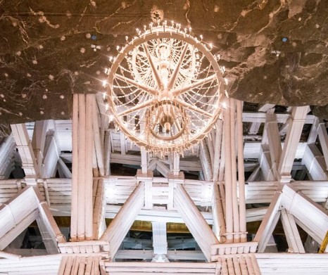 From Krakow: Wieliczka Salt Mine Guided Tour
